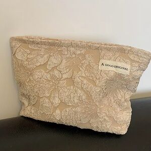 Textured Floral Print Makeup Bag Embossed, Jacquard-Style Floral Pattern Taupe